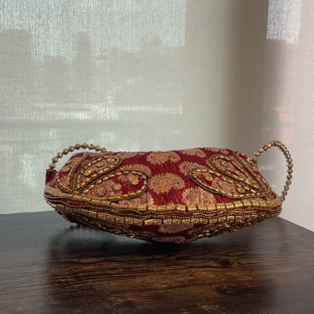 Indian Inspired Red Gold Clutch Purse - Picture 5 of 5